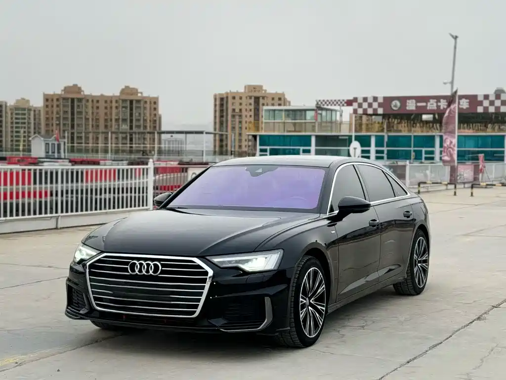 Audi A6L 2020 — фото 1