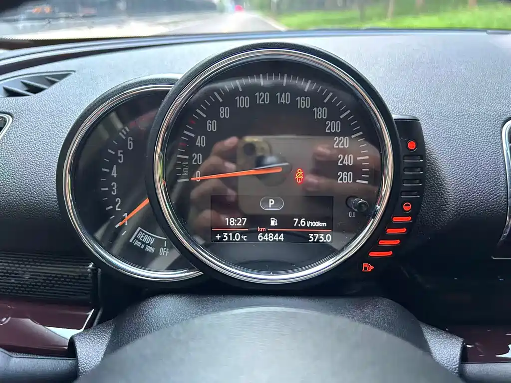 MINI Clubman 2016 — фото 14