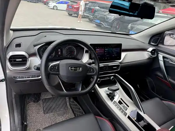 Geely Binyue 2021