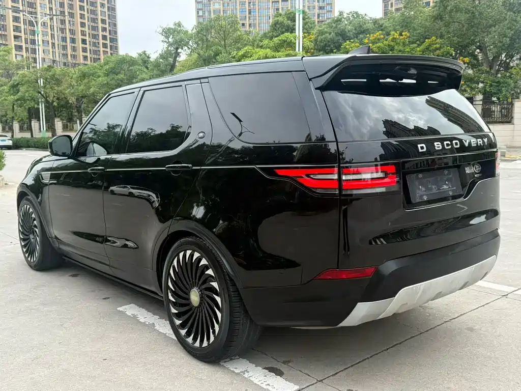 Land Rover Discovery 2019 — фото 4