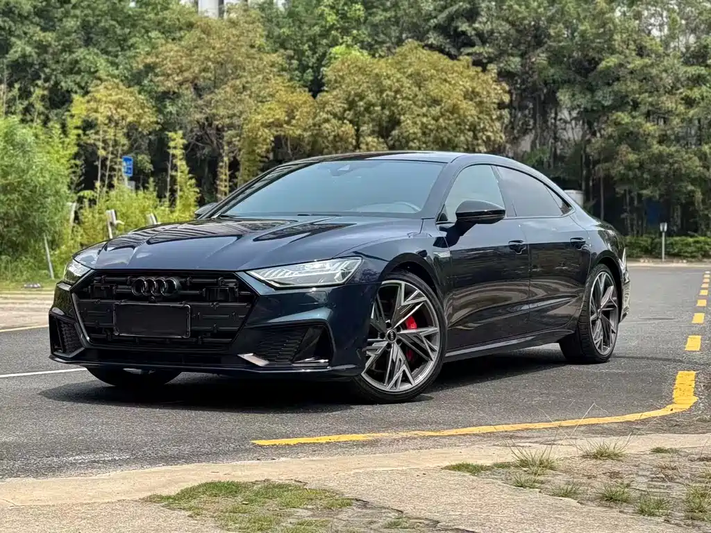 Audi A7L 2022 — фото 1