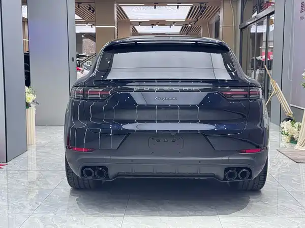 Porsche Cayenne 2023