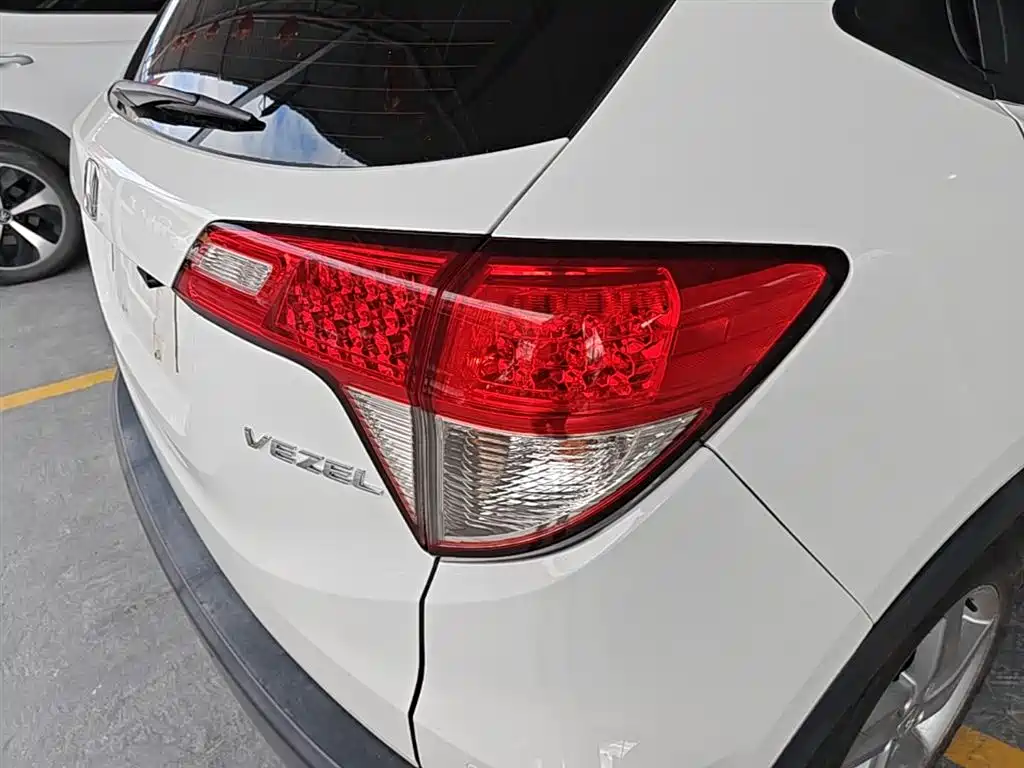 Honda Vezel 2020 — фото 8
