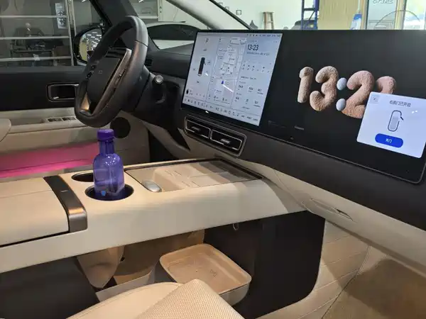 Li Auto MEGA 2025