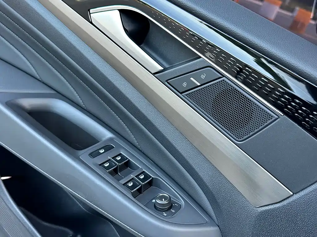 Volkswagen Passat 2020 — фото 15