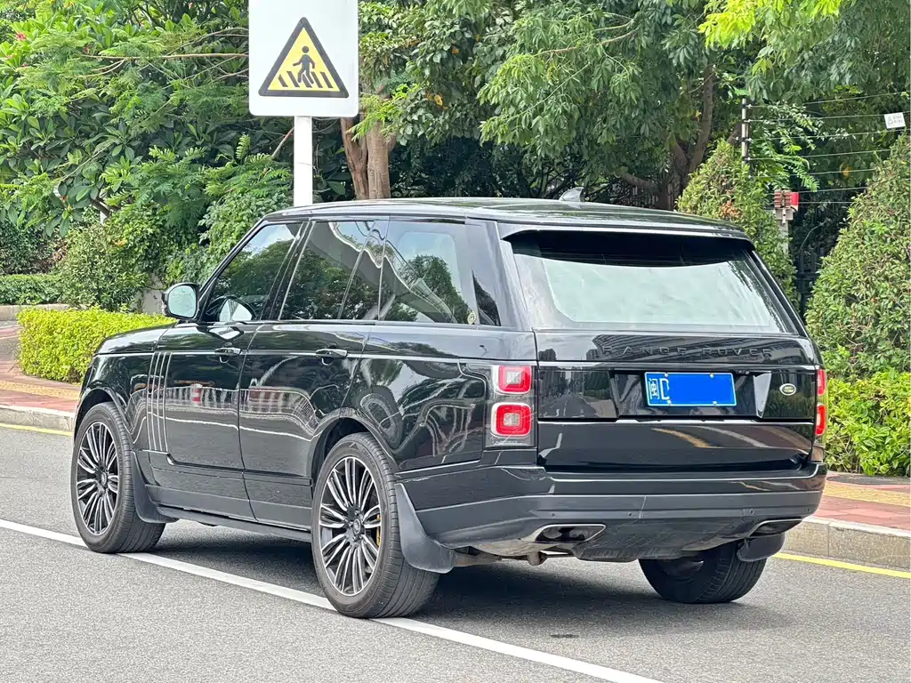 Land Rover Range Rover 2019 — фото 7