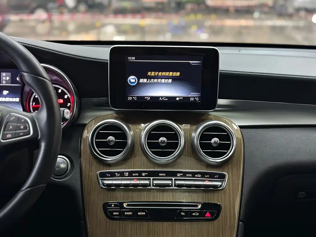 Mercedes-Benz GLC Coupe 2017 — фото 11