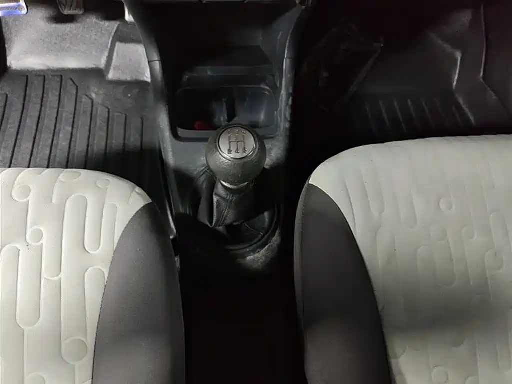 Suzuki Alto 2017 — фото 14