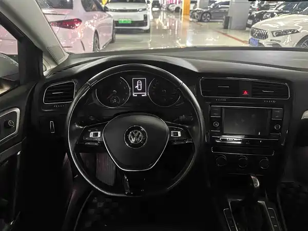 Volkswagen Golf 2018