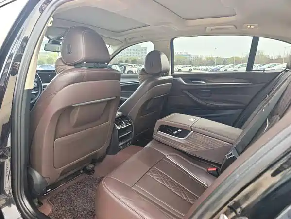 BMW 5 Series 2020