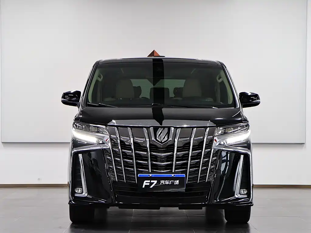 Toyota Alphard 2022 — фото 2