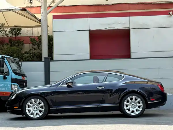 Bentley Continental 2004