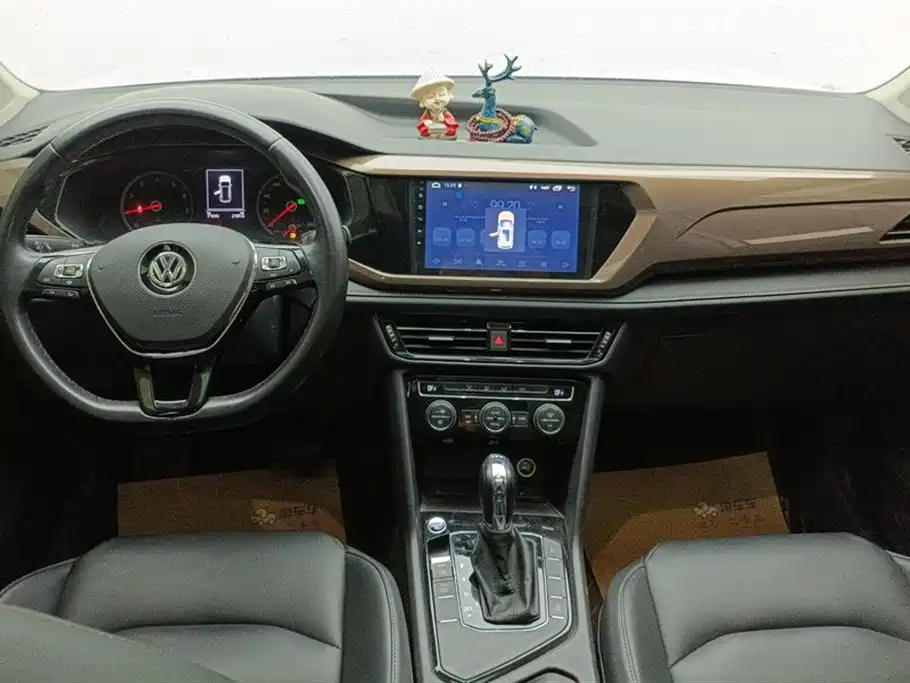 Volkswagen Tharu 2019 — фото 12