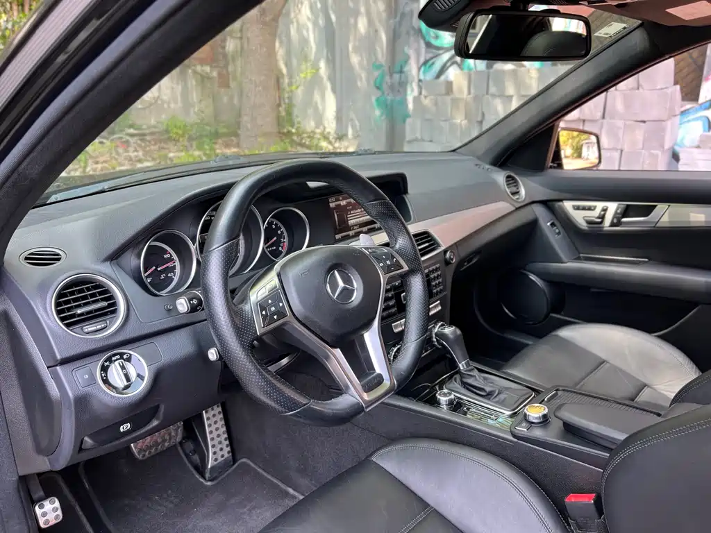 Mercedes-Benz C-Class AMG 2013 — фото 9