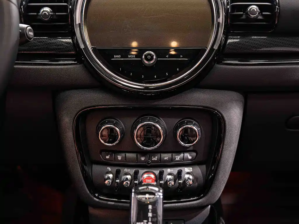 MINI Clubman 2023 — фото 13
