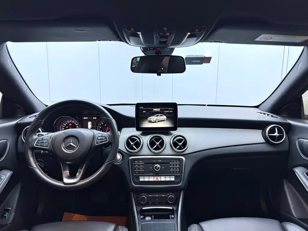 Mercedes-Benz CLA 2018 — фото 15