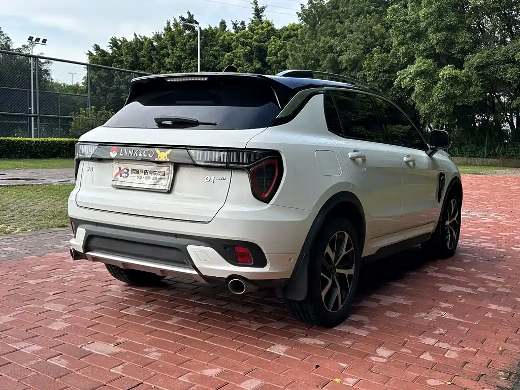 Lynk & Co 01 2018