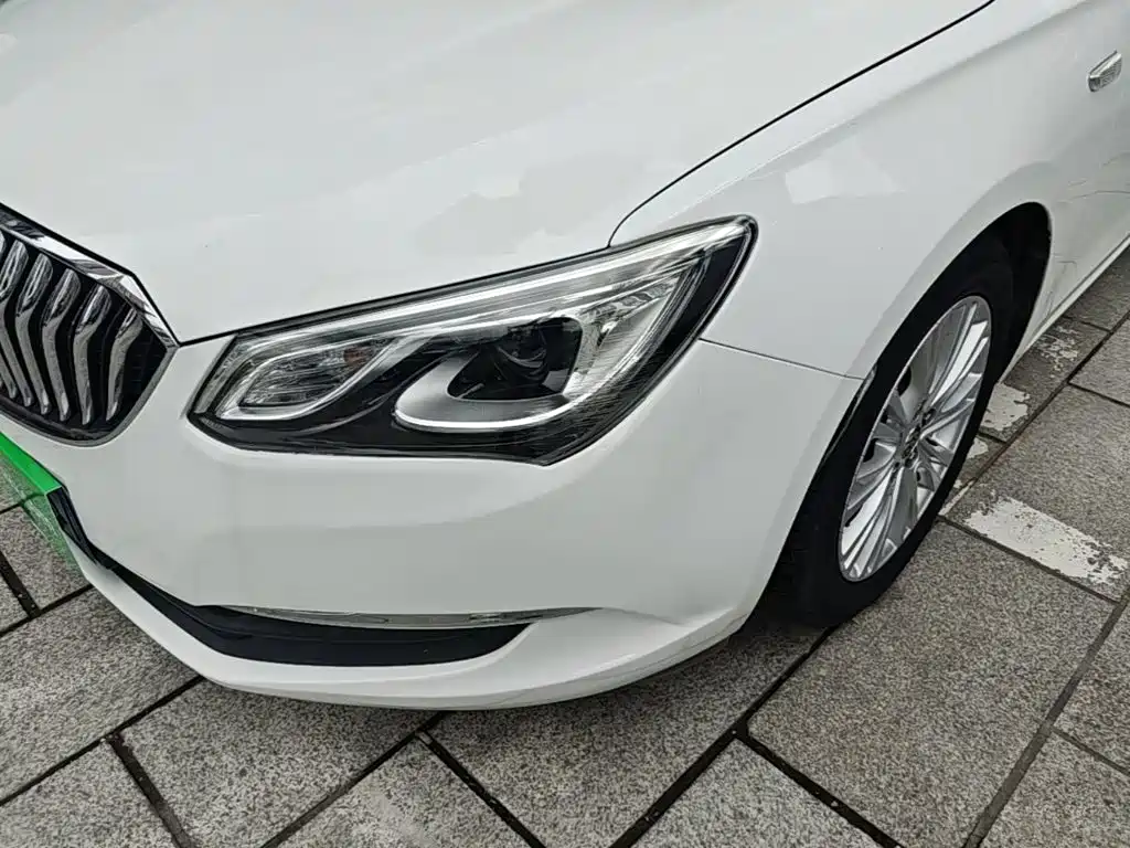 Buick Excelle 2016 — фото 24