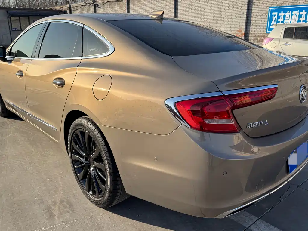 Buick LaCrosse 2018 — фото 3