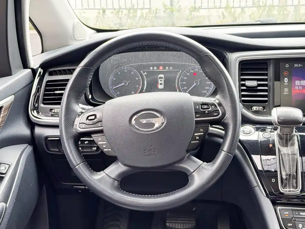 GAC Motor Trumpchi M8 2019 — фото 15