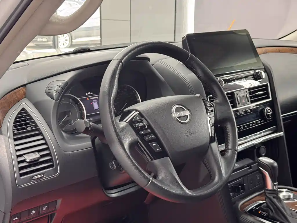 Nissan Patrol 2023 — фото 12