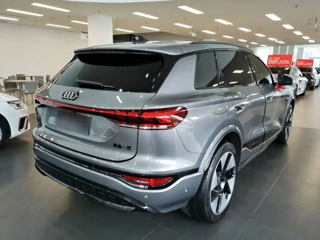Audi Q6L E-Tron 2025 — фото 5