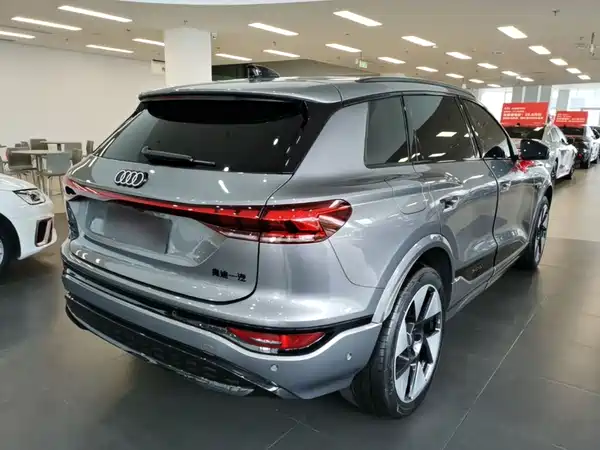 Audi Q6L E-Tron 2025