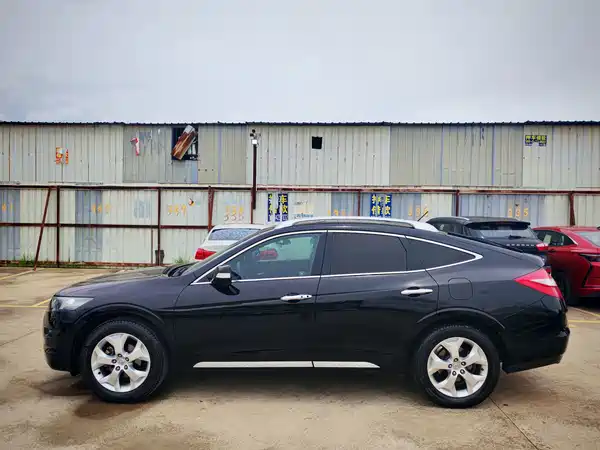 Honda Crosstour 2012