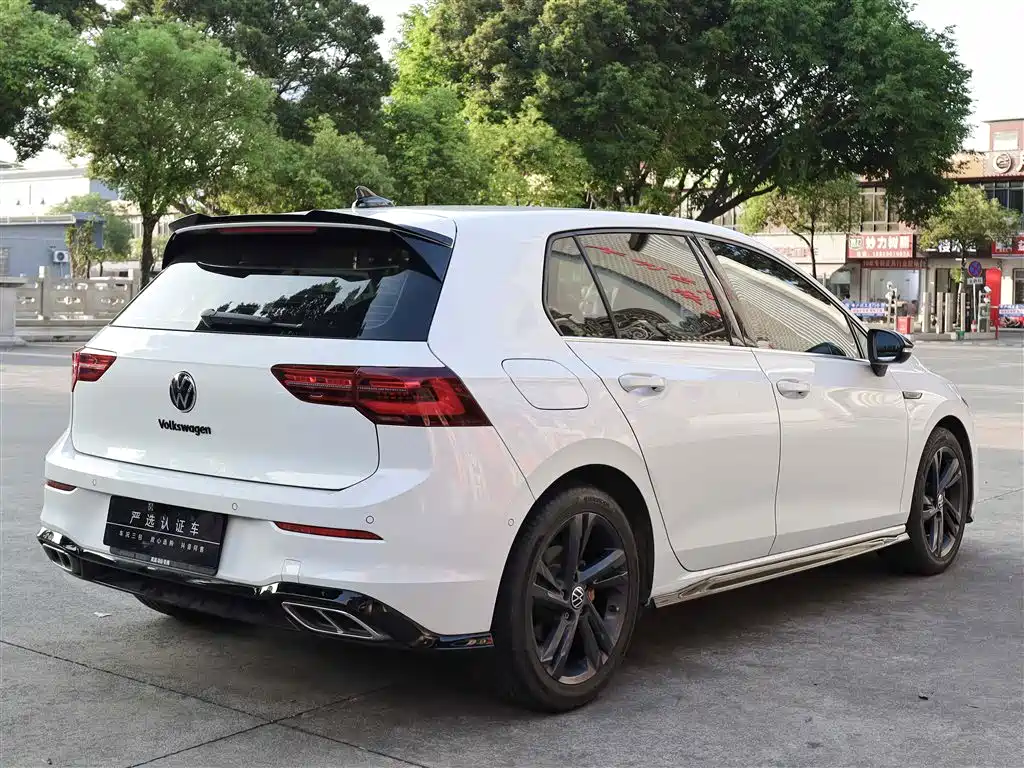 Volkswagen Golf 2023