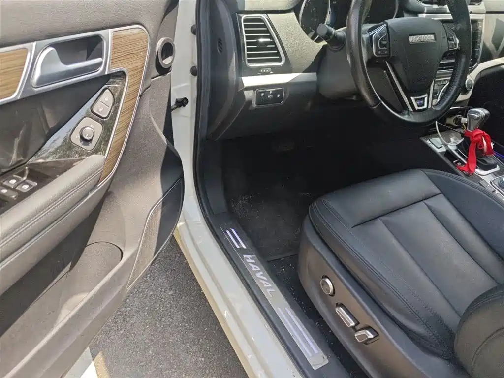 Haval H6 Coupe 2016 — фото 12
