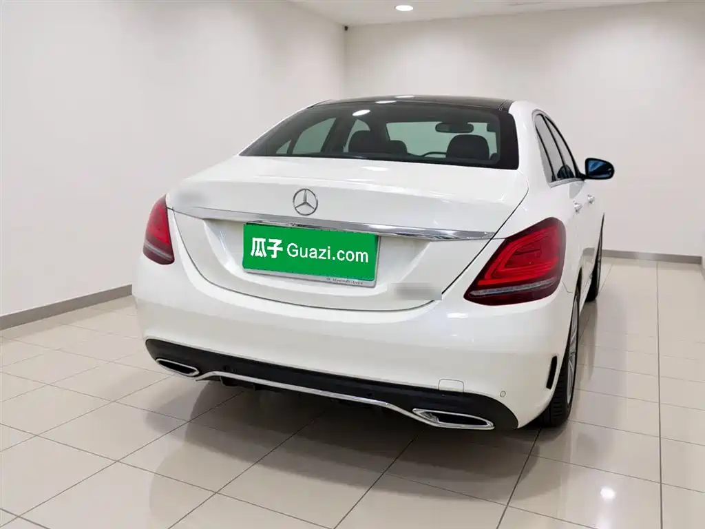 Mercedes-Benz C-Class 2021