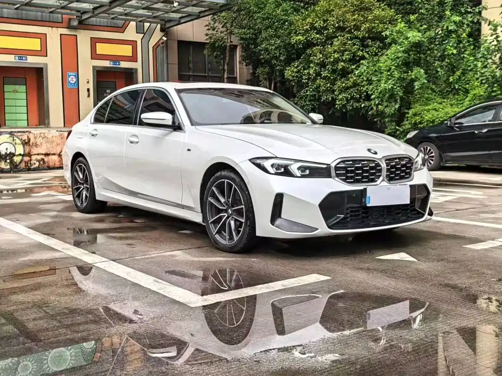 BMW 3 Series 2024