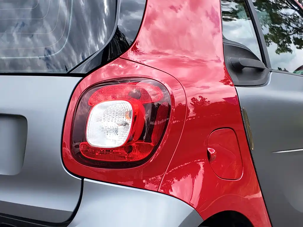 smart Fortwo 2016 — фото 15