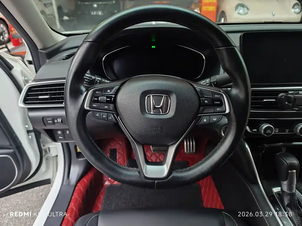 Honda Accord 2022 — фото 15