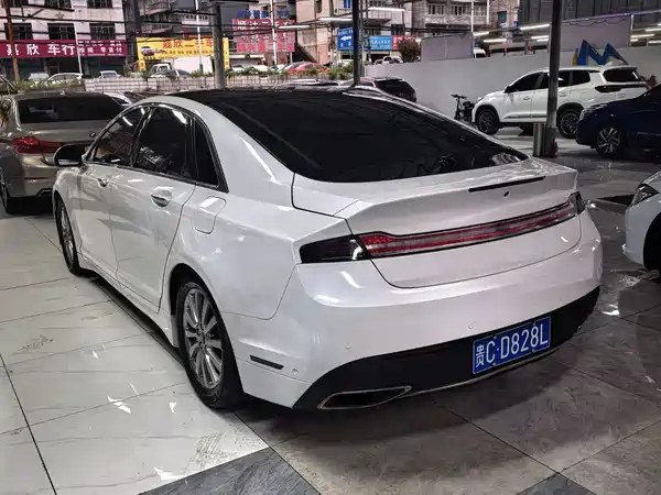 Lincoln MKZ 2019