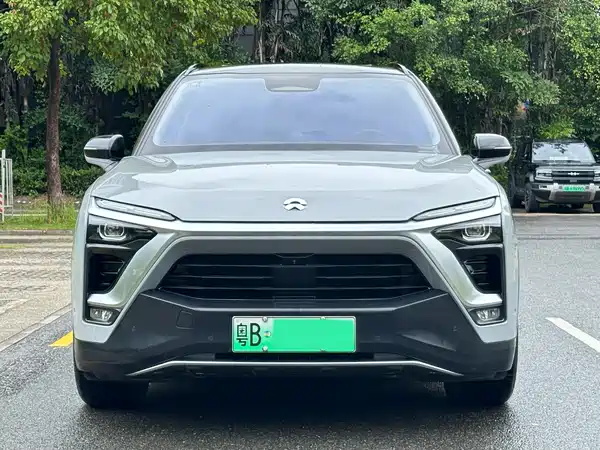 NIO ES8 2019