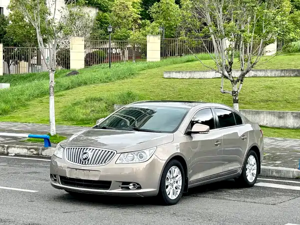 Buick LaCrosse 2013