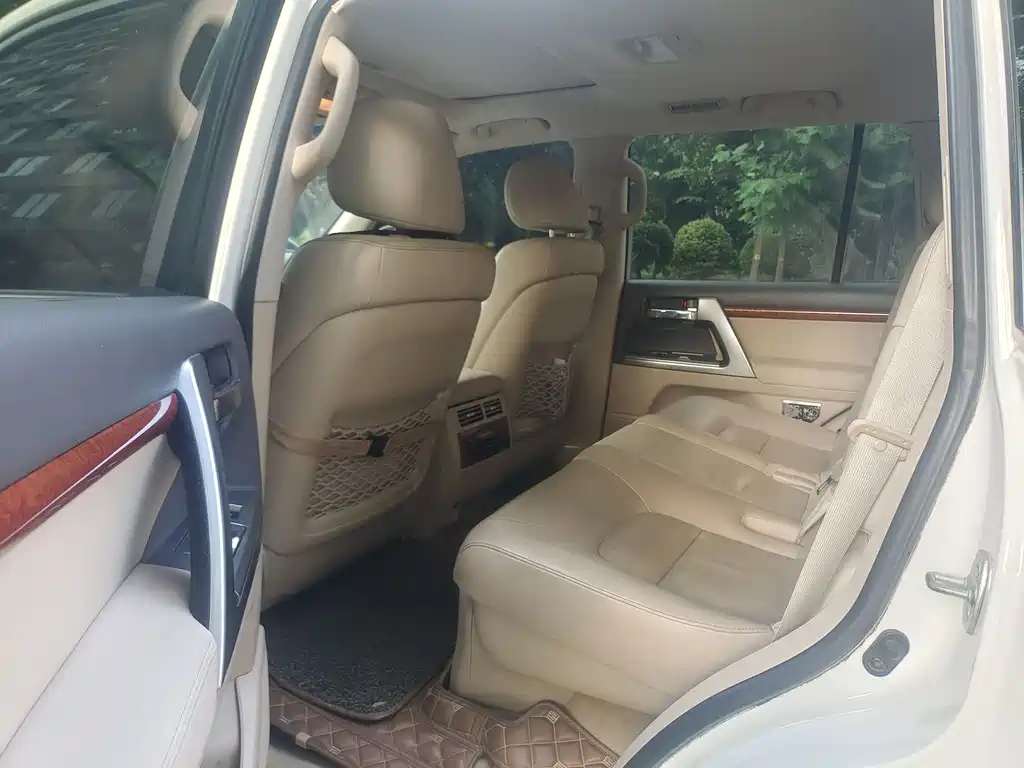 Toyota Land Cruiser 2016 — фото 12
