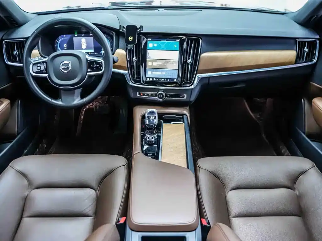 Volvo S90 2023 — фото 4