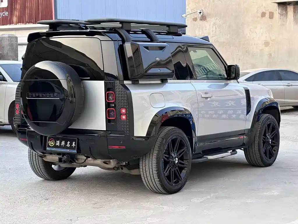 Land Rover Defender 2022 — фото 7