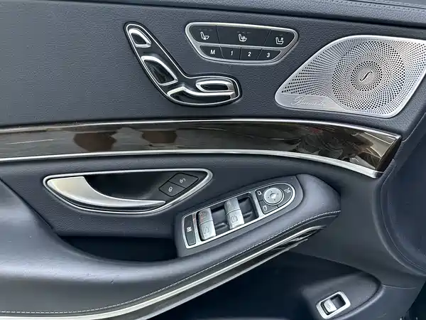 Mercedes-Benz Maybach S-Class 2020