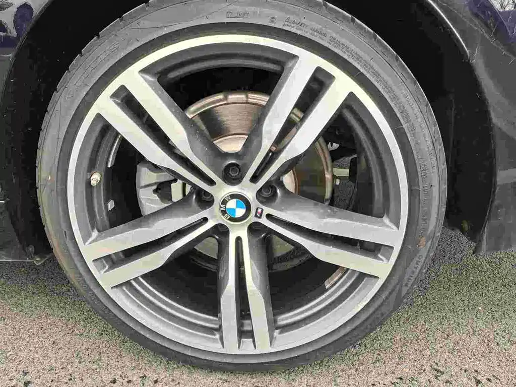 BMW 6 Series GT 2023 — фото 20