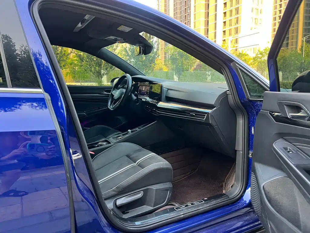 Volkswagen Golf 2022