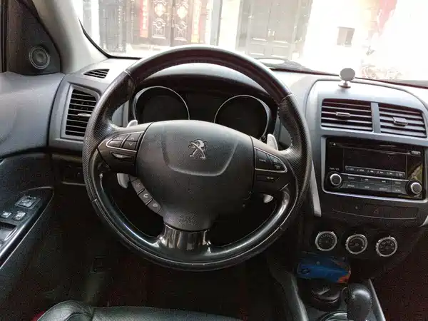Peugeot 4008 2014