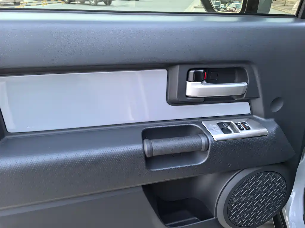 Toyota Land Cruiser 2020 — фото 16