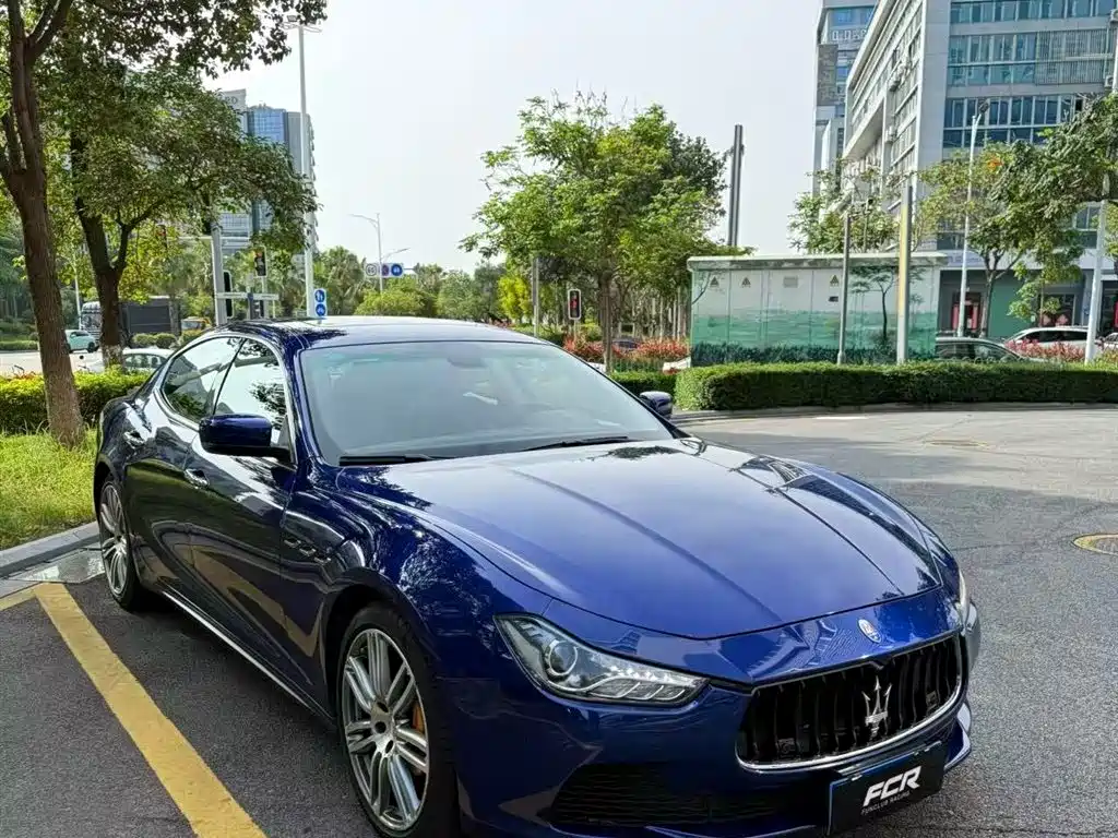 Maserati Ghibli 2014 — фото 4