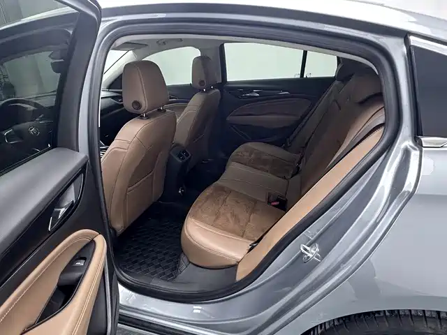 Buick Regal 2023 — фото 14
