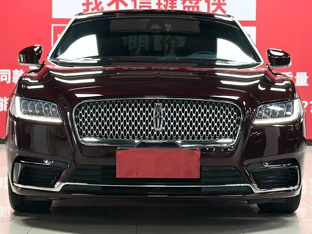 Lincoln Continental 2021 — фото 2