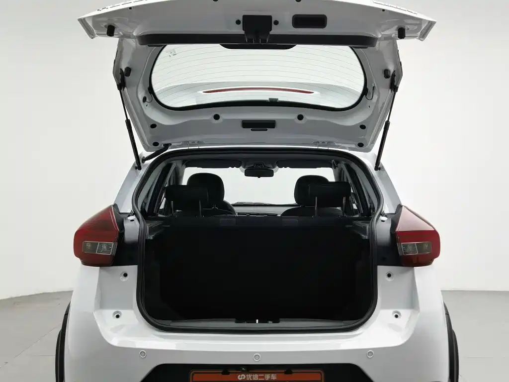 Chery Tiggo 3x 2025 — фото 16