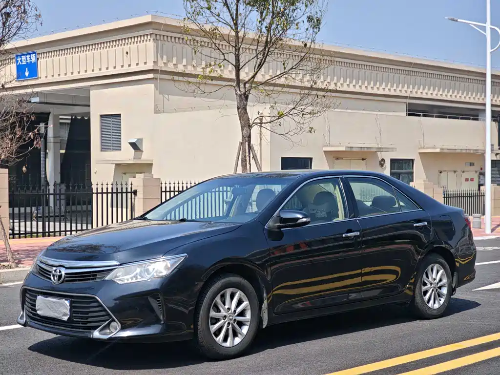 Toyota Camry 2017